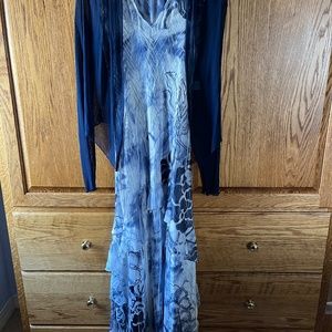 KOMAROV beautiful blue and white dress to wear to a fete or wedding!  Never worn